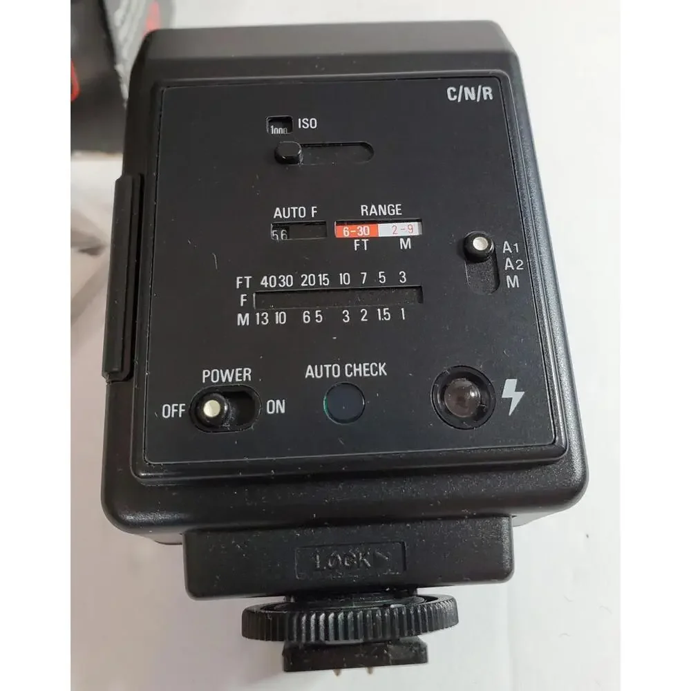 Vivitar Auto Thyristor 2600-D Flash